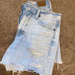 AE 90s Boyfriends Shorts